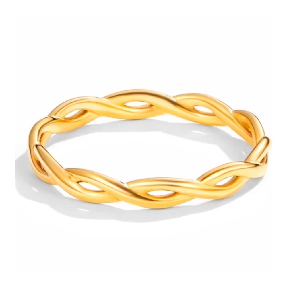 18K Gold PVD Twisted Infinity Ring Waterproof Hypoallergenic Size 6 NEW